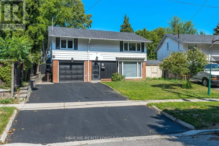 16 ABBOTTSWOOD ROAD, Toronto