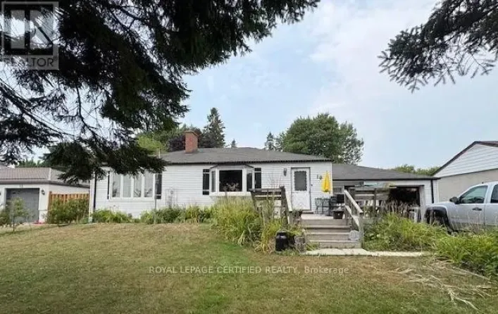 16 ALMOND AVENUE, Whitby