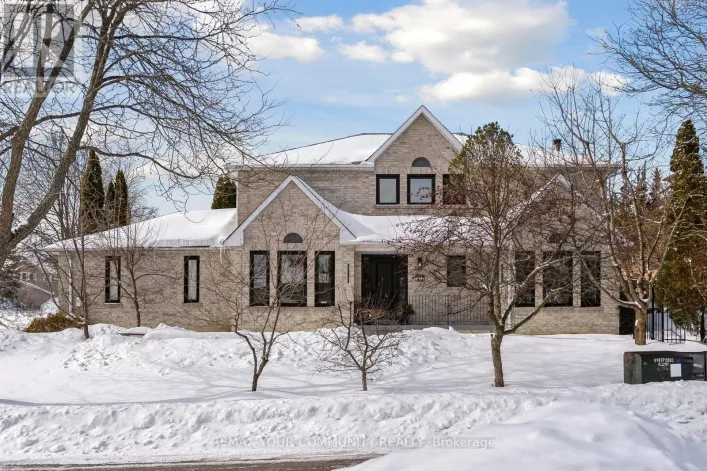 16 AUTUMN WAY, Aurora