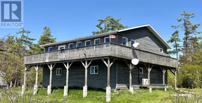 16 B55 ISLAND, The Archipelago