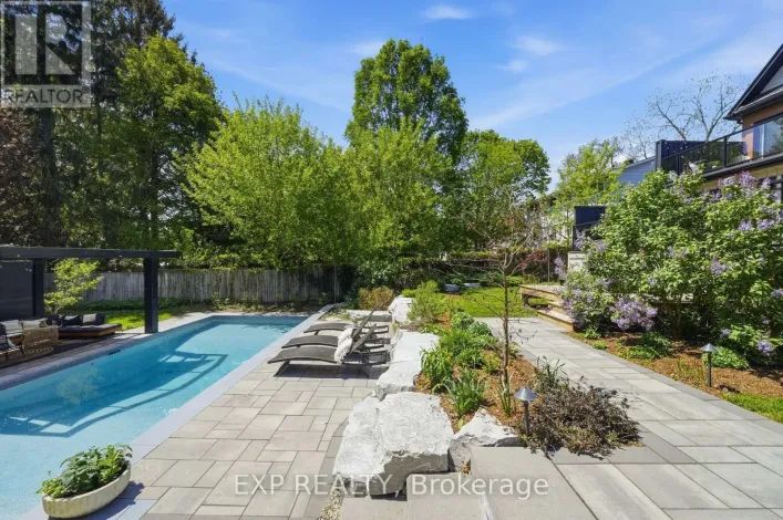 16 BARKER STREET, Prince Edward County