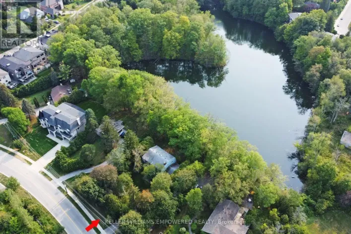 16 BAYVIEW PARK LANE, Richmond Hill