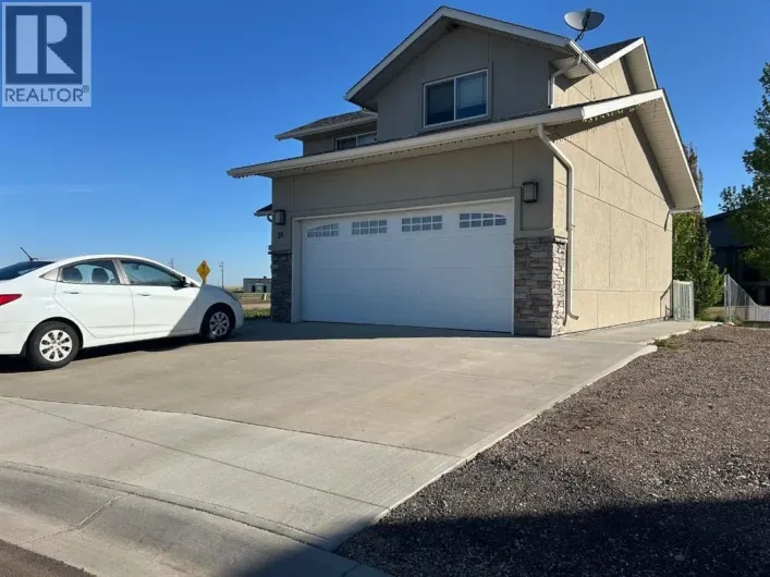 16 Blue Heron Court S, Lake Newell Resort