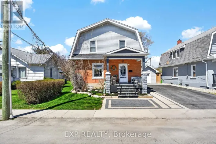 16 BURTON STREET, Belleville