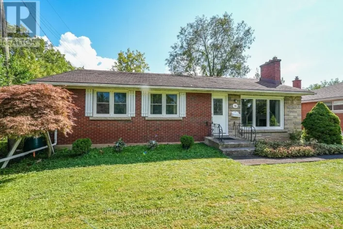 House for sale: 16 BYRNE BOULEVARD, St. Catharines