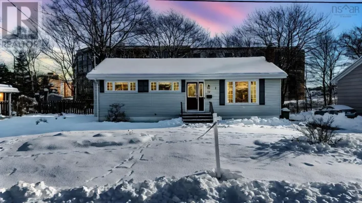 16 Canary Crescent, Halifax