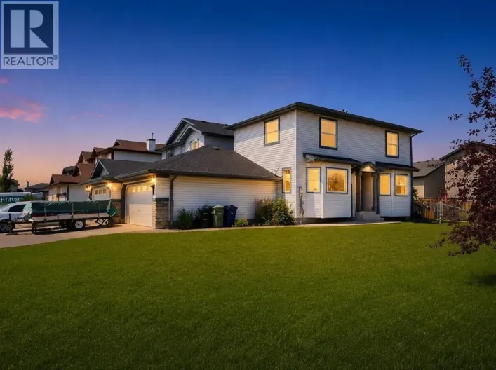 16 Canoe Close SW, Airdrie