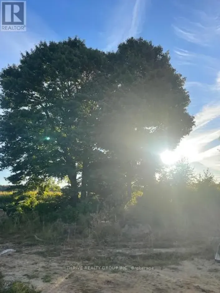 16 CHARLES COURT, Bayham