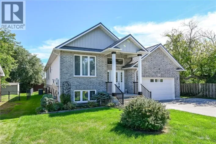 House for sale: 16 CHURCH Street, Jarvis