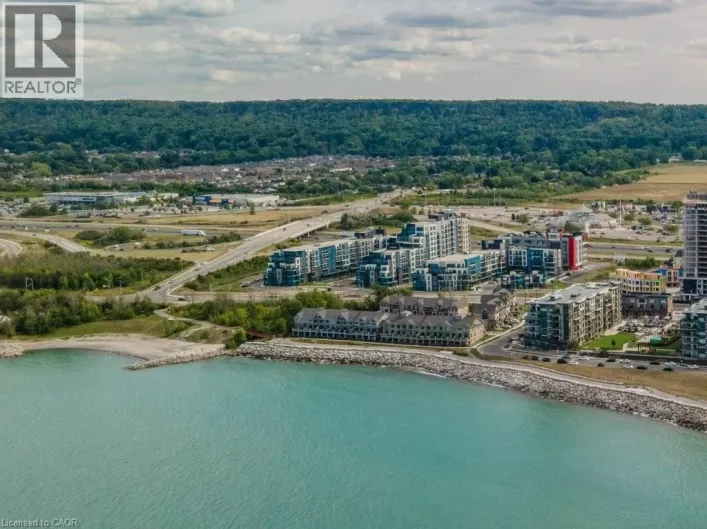 16 CONCORD Place Unit# 123, Grimsby