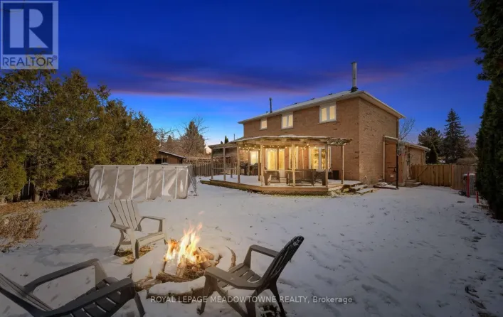 16 COX CRESCENT, Brampton