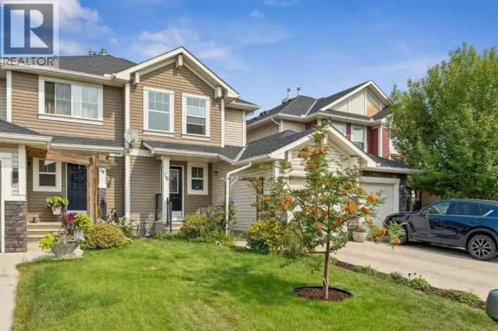 16 Cranberry Green SE, Calgary
