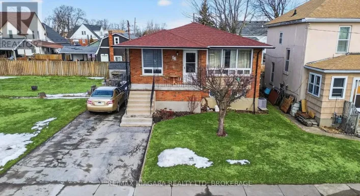 16 CROSS STREET, Port Colborne