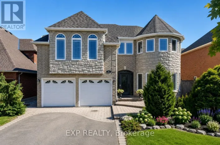 16 CURRY CRESCENT, Halton Hills