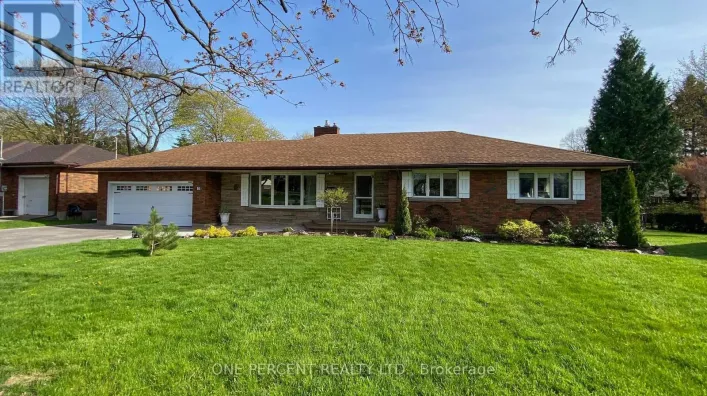 16 DALEVIEW CRESCENT, Pelham