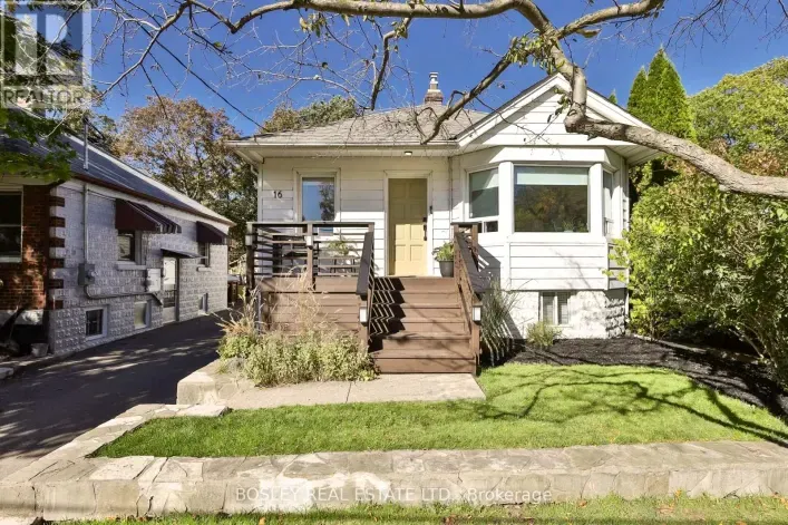 House for sale: 16 DELROY DRIVE, Toronto