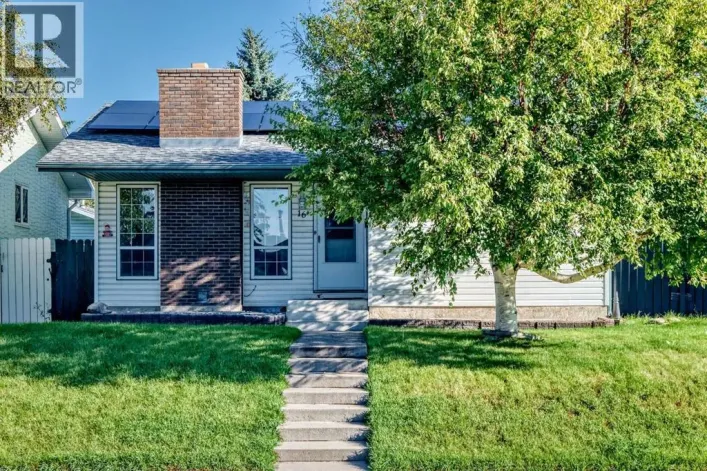 16 Dovely Way SE, Calgary