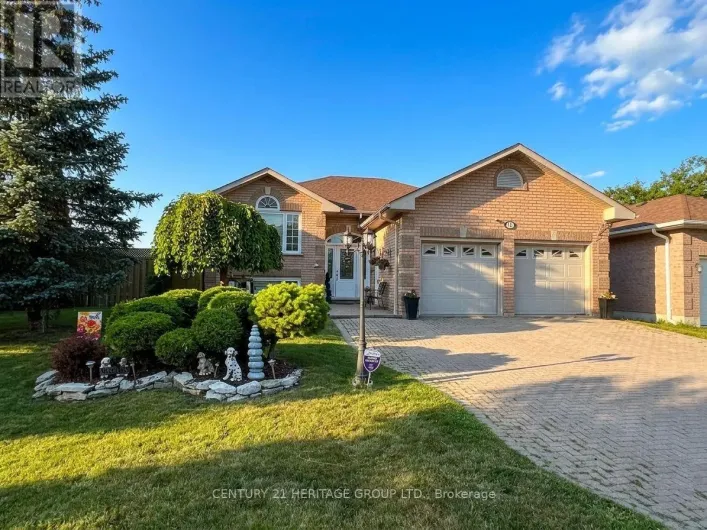 16 EAKINS CRESCENT, Kawartha Lakes