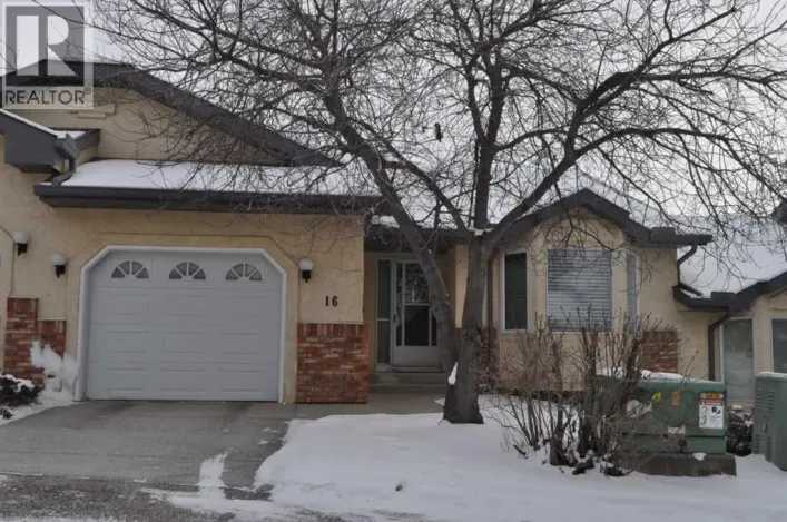 16 Edenwold Green NW, Calgary