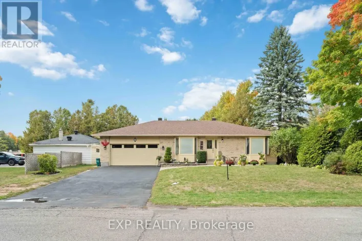 16 EVELYN STREET, Ottawa