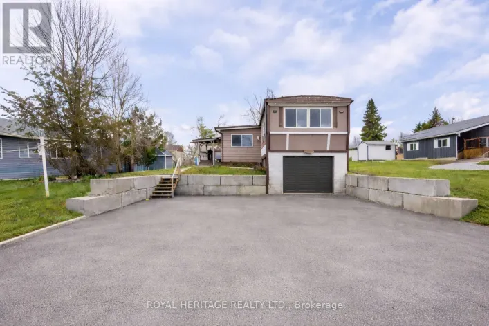 16 FENELON WAY, Kawartha Lakes