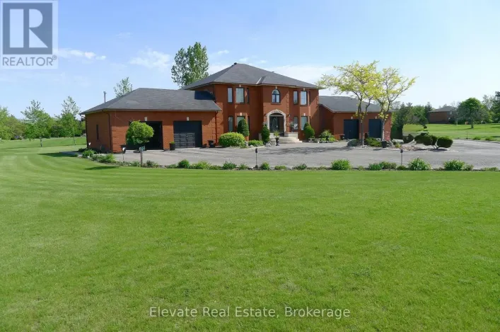 16 FENTON WAY, Brampton