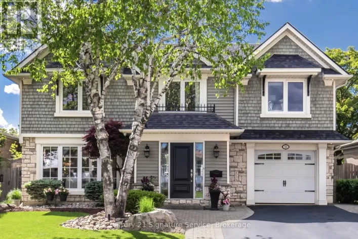 16 FERNDALE CRESCENT, Brampton