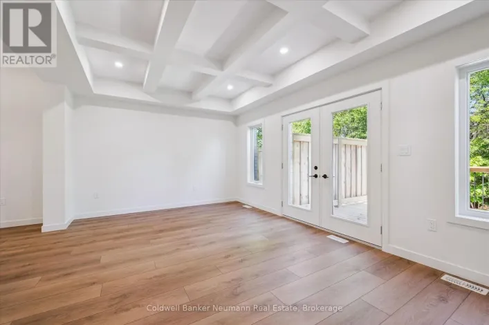 16 FIELDSTONE LANE, Centre Wellington
