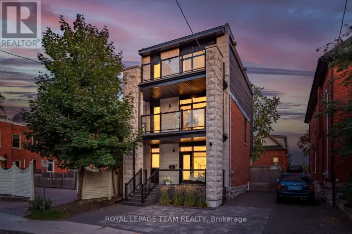 16 FIRST AVENUE, Ottawa