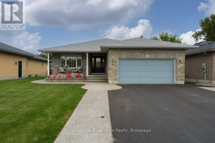16 FOREST VALLEY DRIVE, Quinte West