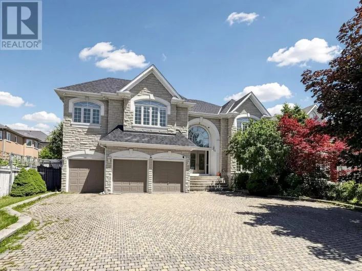 16 FRYBROOK CRESCENT, Richmond Hill