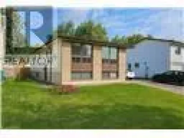 16 GARROW DRIVE, Hamilton