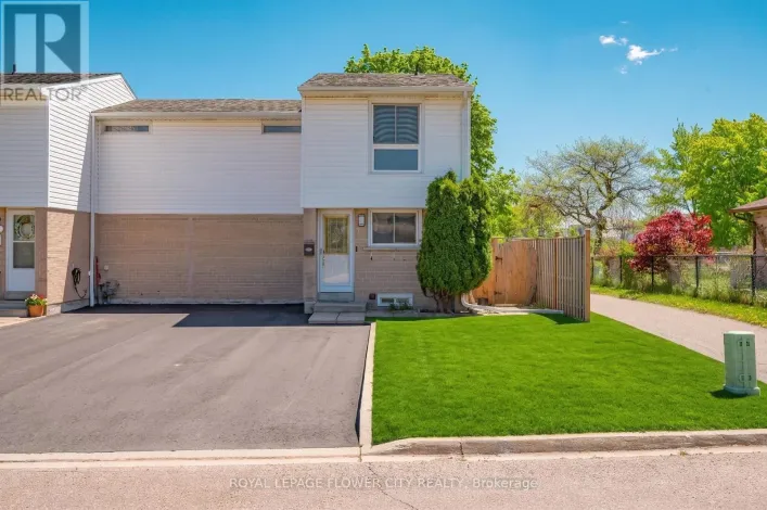 16 GLENEADEN COURT, Brampton