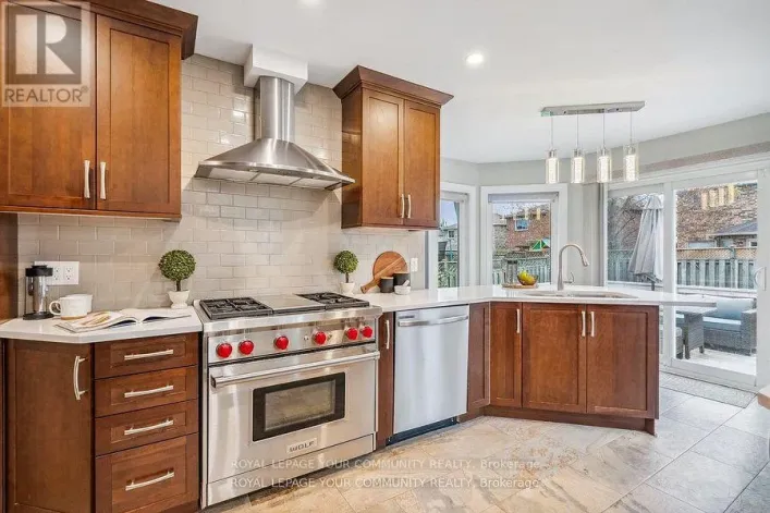 16 GRASETT CRESCENT, Barrie