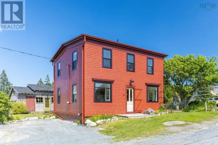 House for sale: 16 Gus Flemming Drive, Ketch Harbour