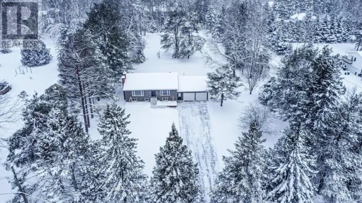 16 HILLVIEW CRESCENT, Springwater