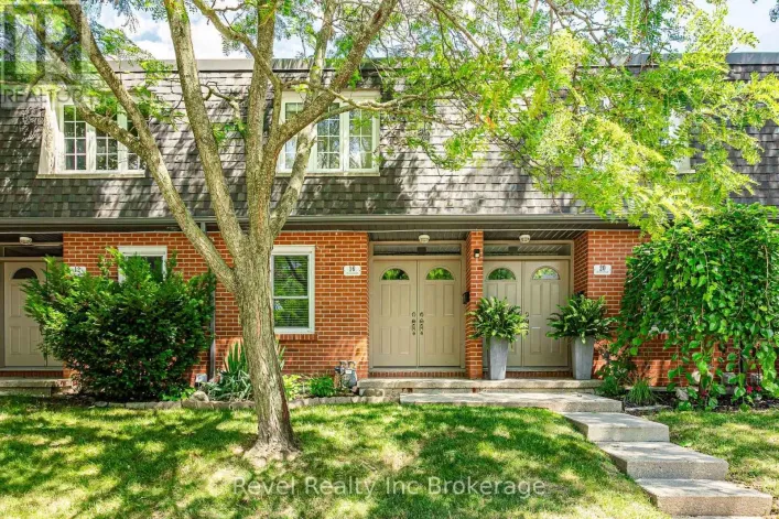 16 HOMESTEAD CRESCENT, London North