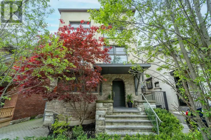 16 INGLEWOOD DRIVE, Toronto