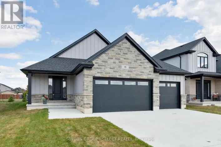 16 KELLY DRIVE, Zorra