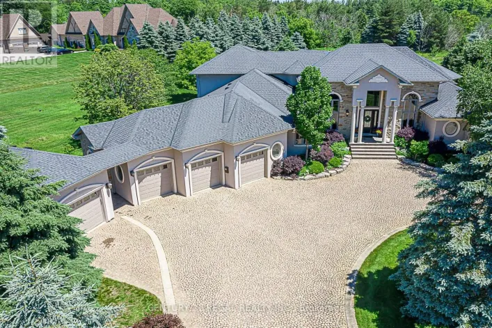 16 LAKE WOODS DRIVE, Whitchurch-Stouffville