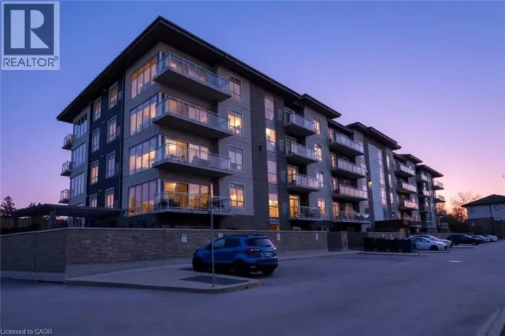 16 MARKLE Crescent Unit# 111, Ancaster
