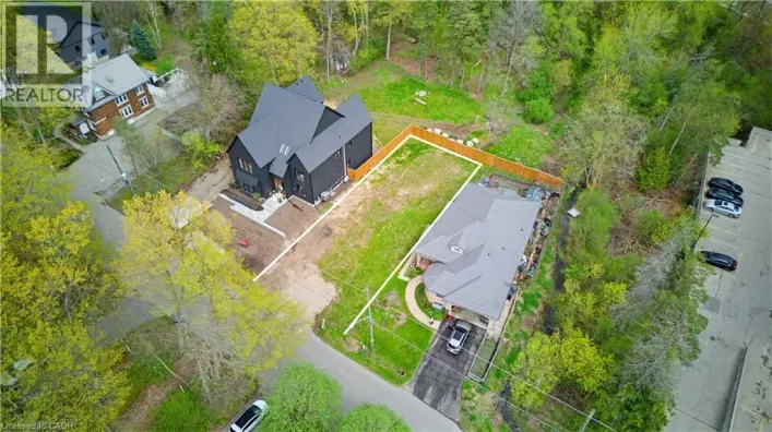 16 MCDOUGALL Road, Waterloo