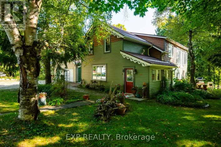 16 MILL STREET, Amaranth