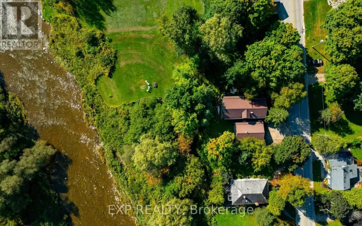 16 MILL STREET, Amaranth