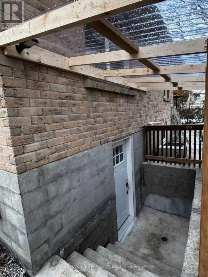 16 MILNE LANE, Markham