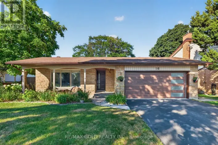House for sale: 16 MONTEREY ROAD, Kitchener
