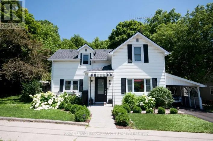 16 NORTH HASTINGS AVENUE, Marmora and Lake