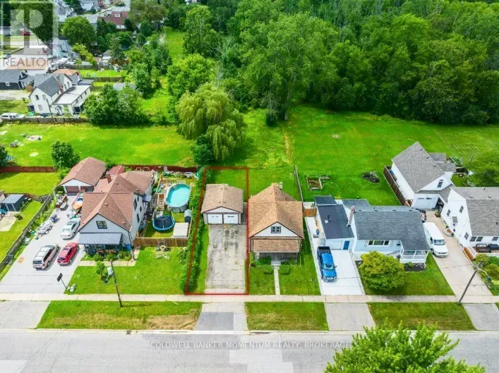 16 PIETZ AVENUE, Welland