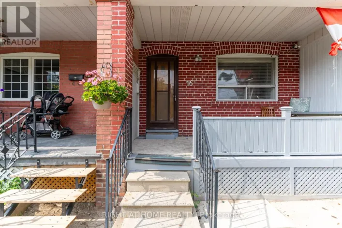 House for sale: 16 PRYOR AVENUE, Toronto