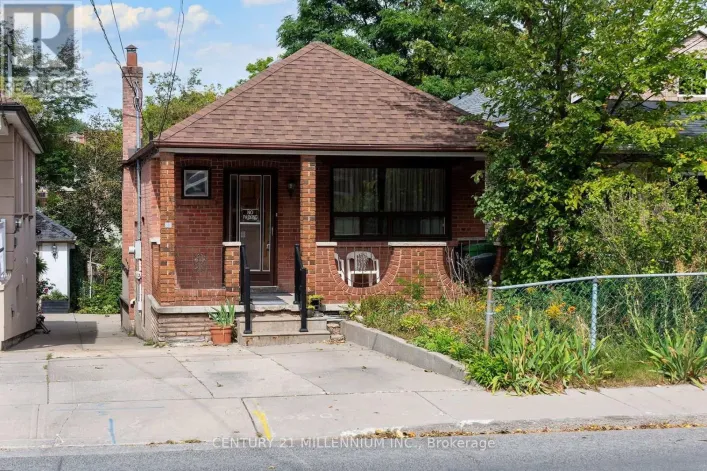 16 ROCHDALE AVENUE, Toronto